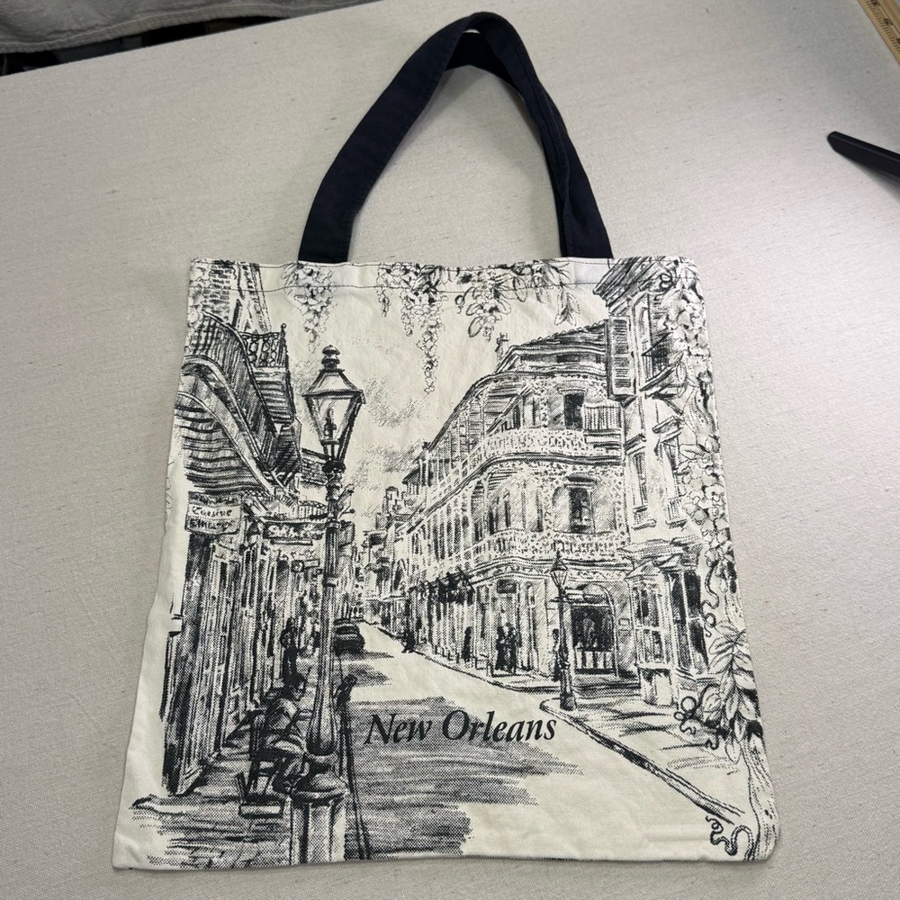 New Orleans Sketch Tote Bag with Black Handles